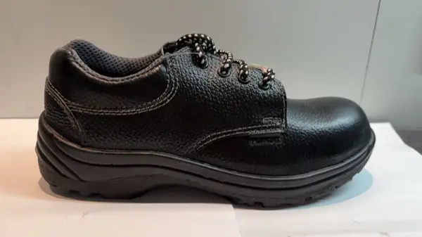 SPL 508 Low-Ankle PU safety shoe by SPL India